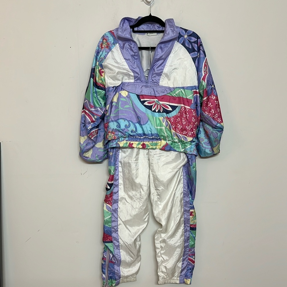 🌞 Vintage German Track Suit jacket & pants purple floral on white women size XS